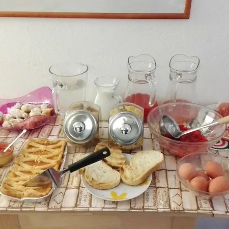 Bed and Breakfast San Rocco Di Di Isola D'asti 3*