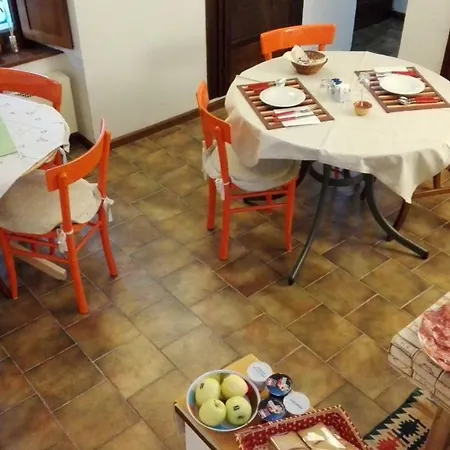 فندق مبيت وإفطار San Rocco Di Di Isola D'asti