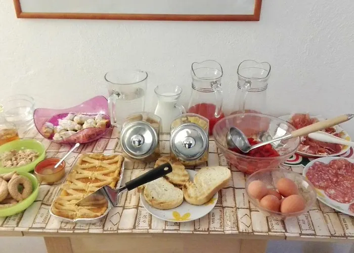 Oda ve Kahvaltı San Rocco Di Di Isola D'asti 3*